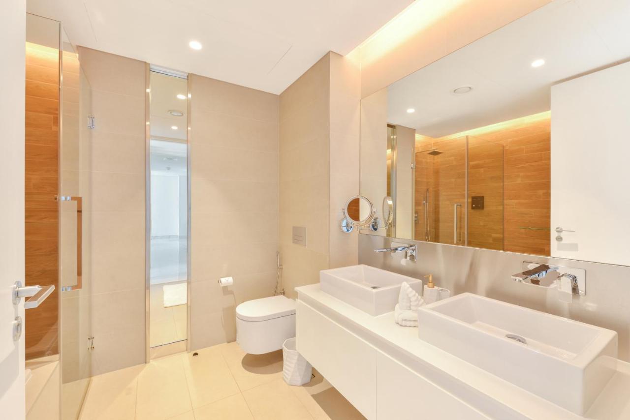 Luxurious 3 Bedroom W Maidroom In Bluewaters Island 두바이 외부 사진